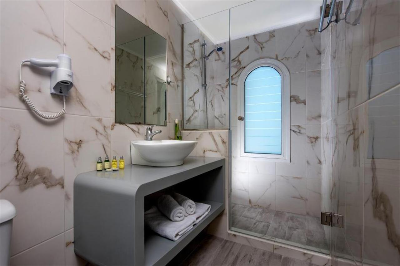 Coral Hotel Ierapetra  Bagian luar foto