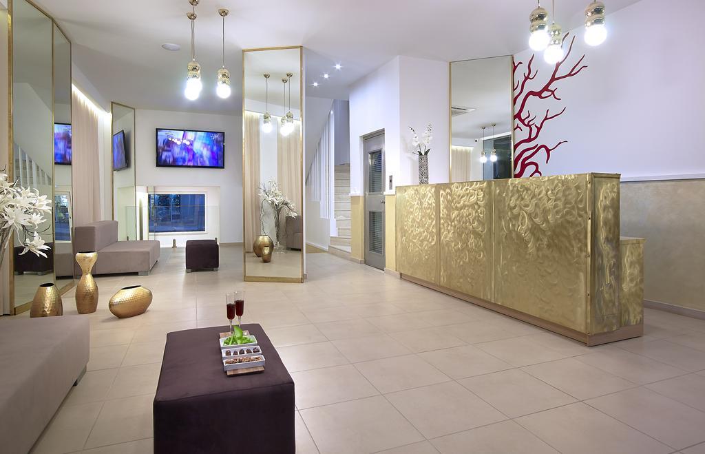 Coral Hotel Ierapetra  Bagian luar foto