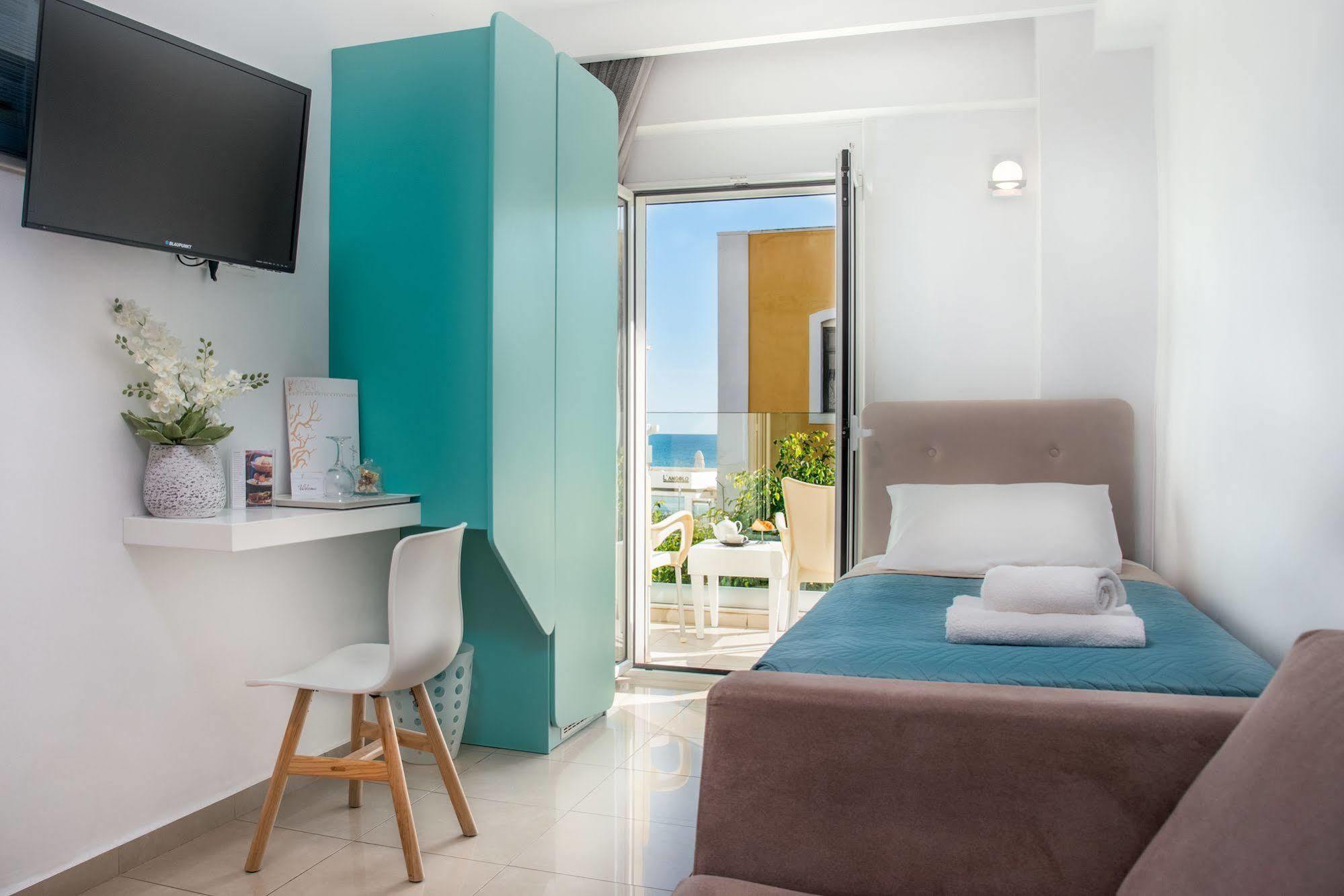 Coral Hotel Ierapetra  Bagian luar foto