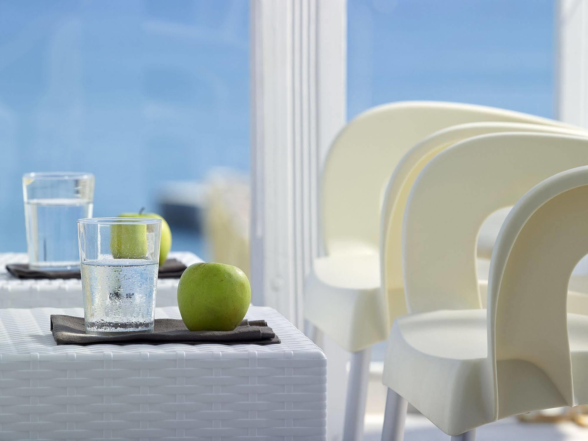 Coral Hotel Ierapetra  Bagian luar foto
